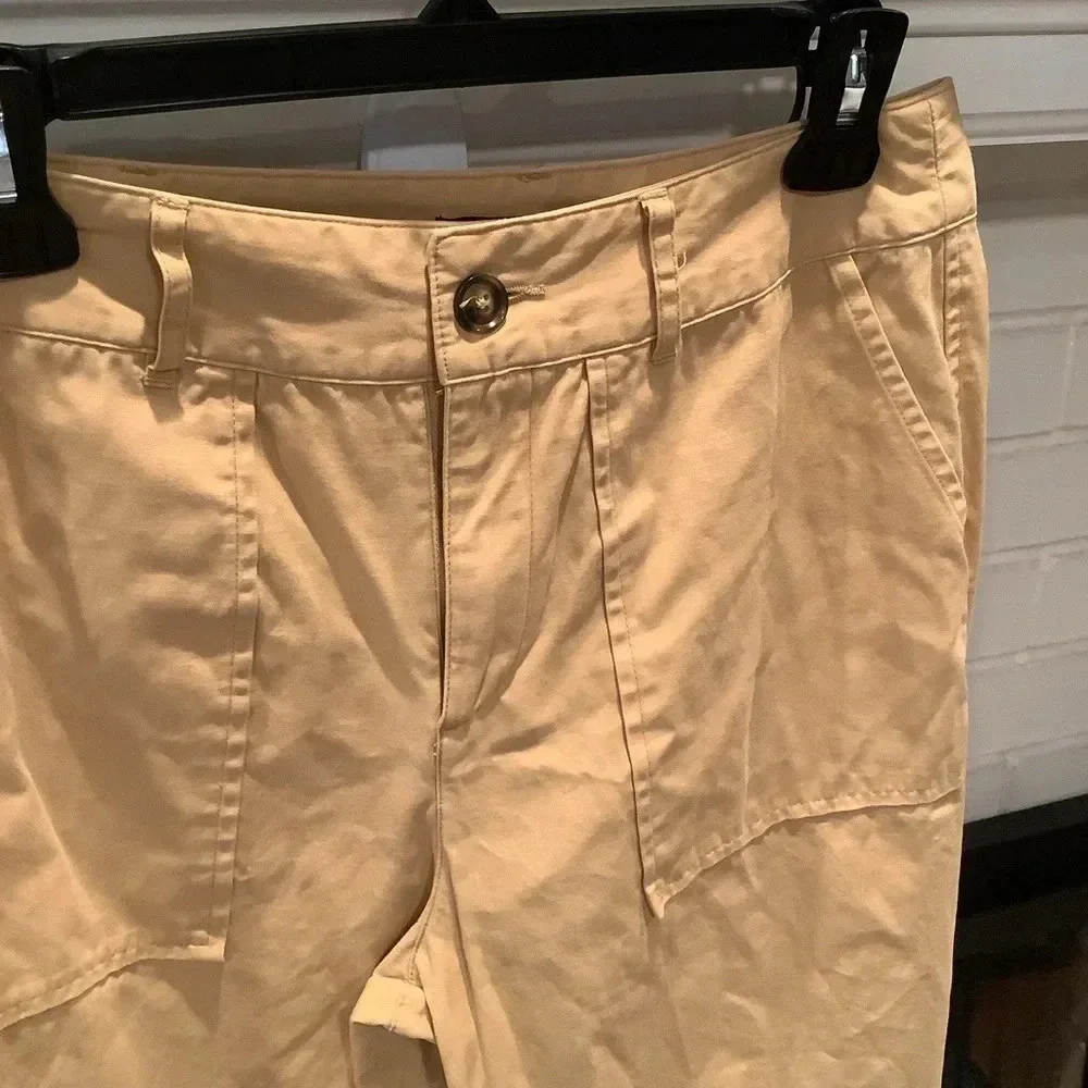 #249 Who What Wear Khaki Cargo Pants Size 4